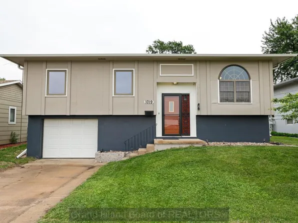 1019 S Lincoln Ave, Grand Island, NE 68801