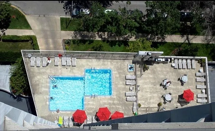 Pool/deck Area