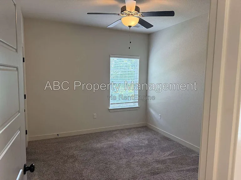 3203 Hillstone Ave — Photo 7