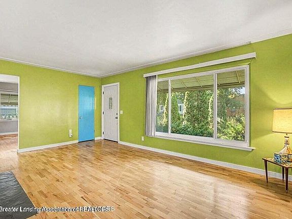 2nd image of 1424 Poxson Ave