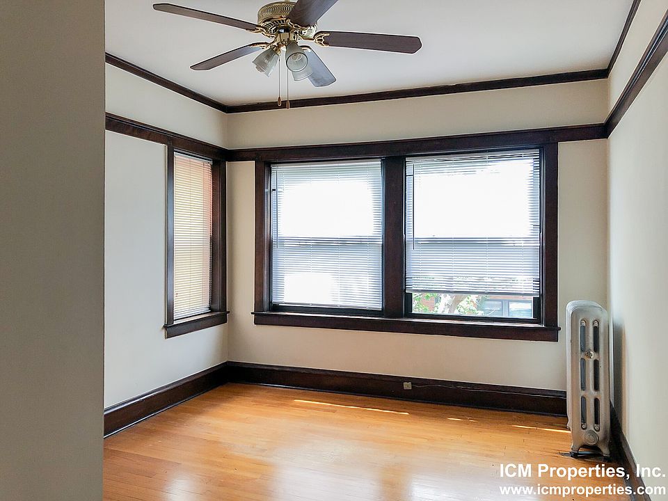 1st image of 3506 N Greenview Ave #3