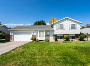 1649 N 2615 W, Clinton, UT 84015