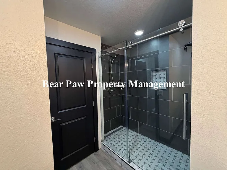 4886 Silver Spruce Ln — Photo 8