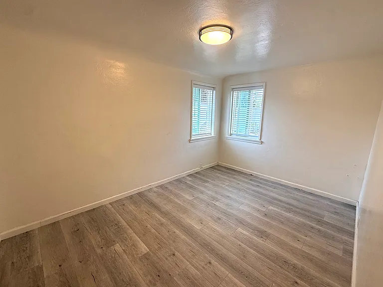 2994 S Higuera St #B — Photo 6