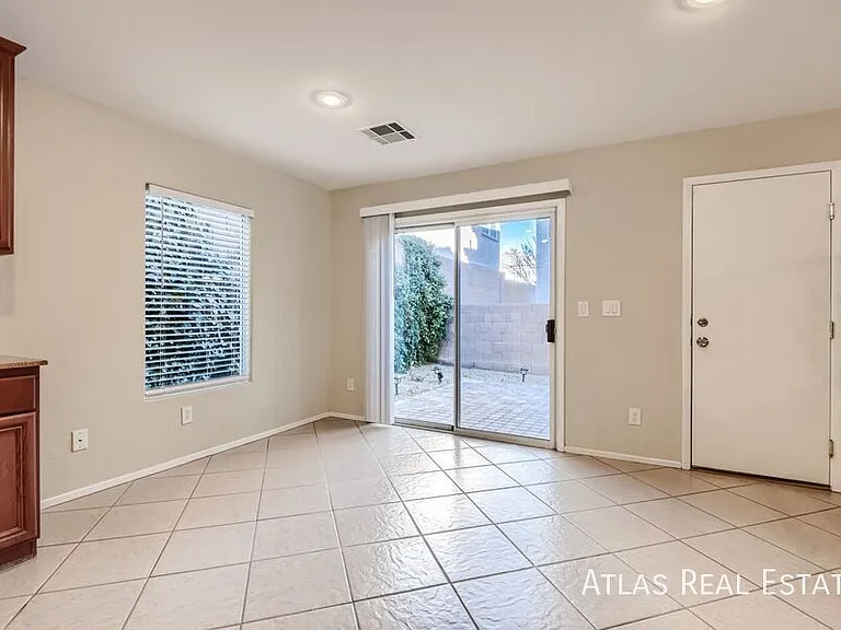 689 Saint Keyne St — Photo 9