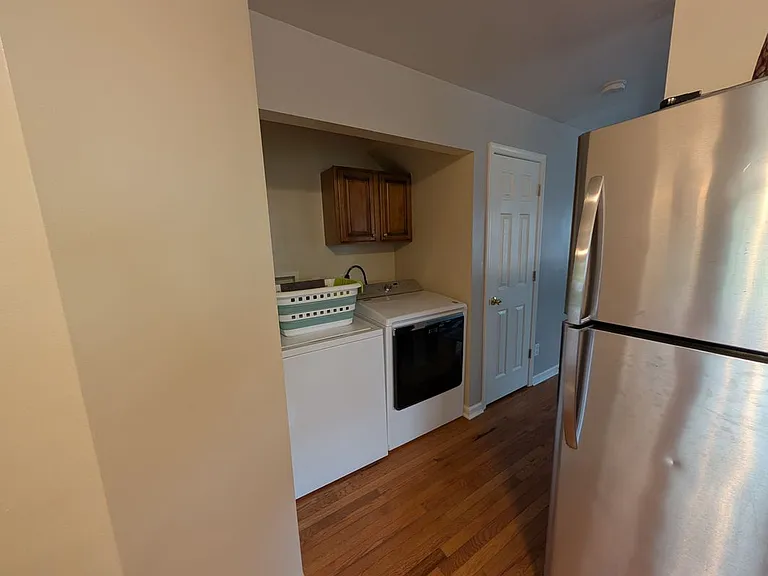 468 Mitchell Ave — Photo 3