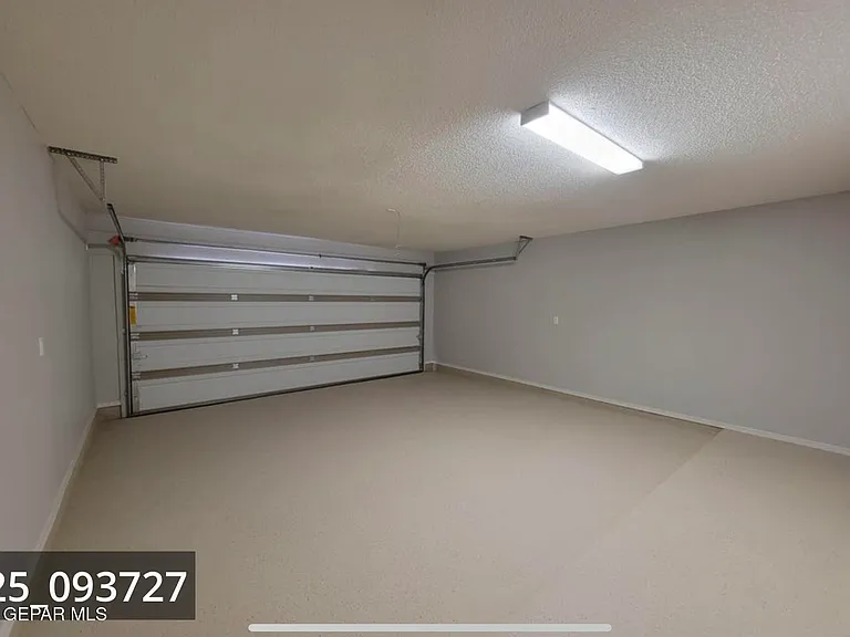 15017 Dream Ct — Photo 27