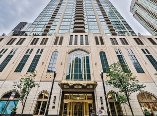 21 E Huron St APT 1005, Chicago, IL 60611