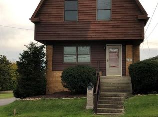 207 37th Street Ext, Beaver Falls, PA 15010