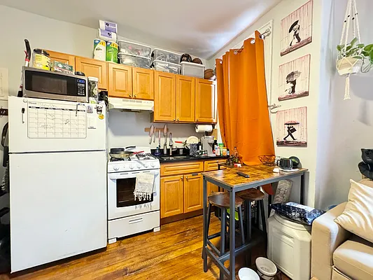 Rented by Keller Williams NYC | media 10