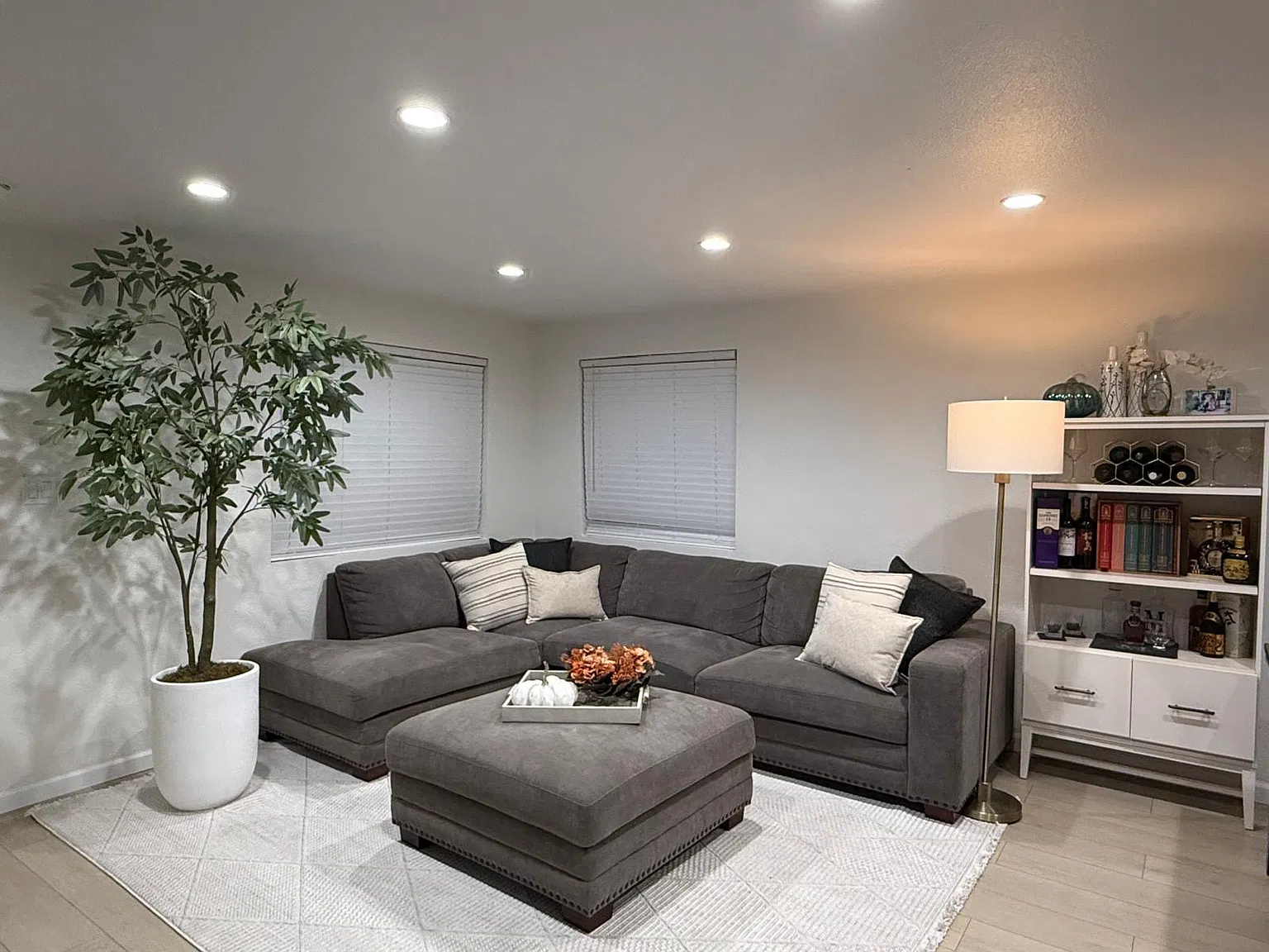 7322 Milton Ave — Photo 2