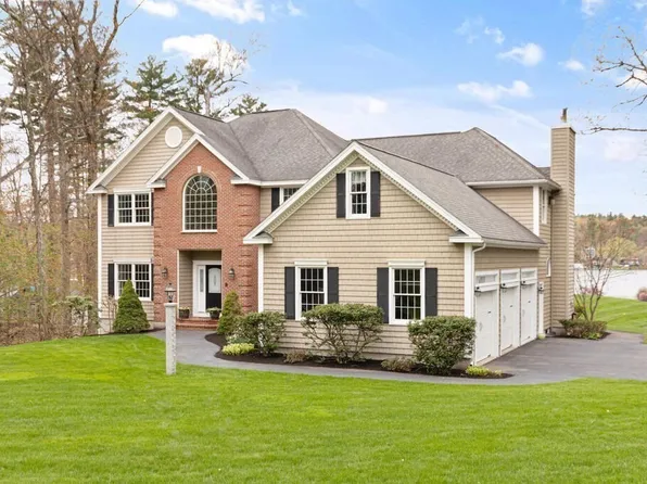 8 Weetamoo Way, Westford, MA 01886