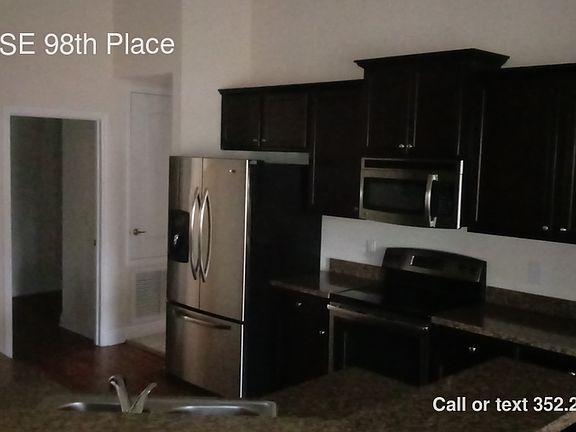 4th image of 3836 SE 98th Pl