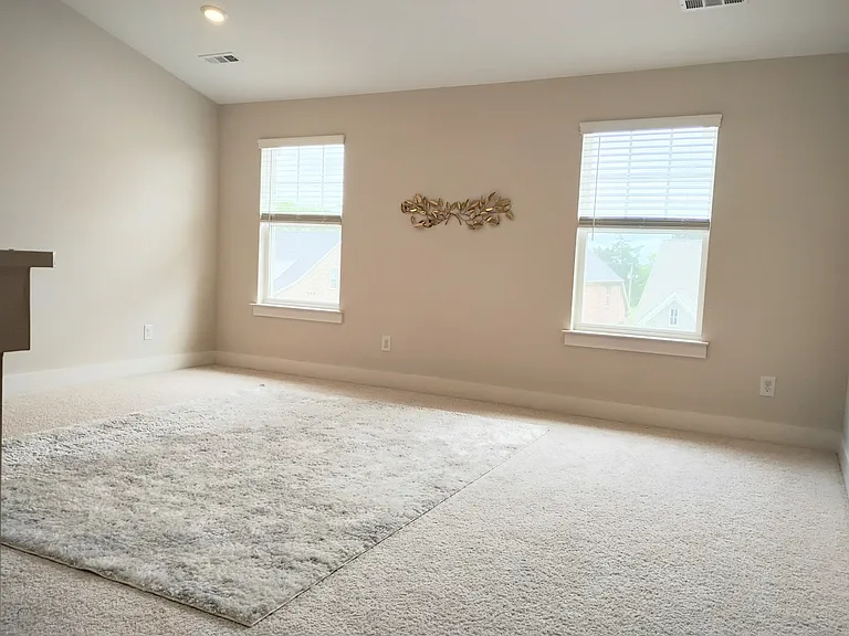 218 Caroline Way — Photo 14