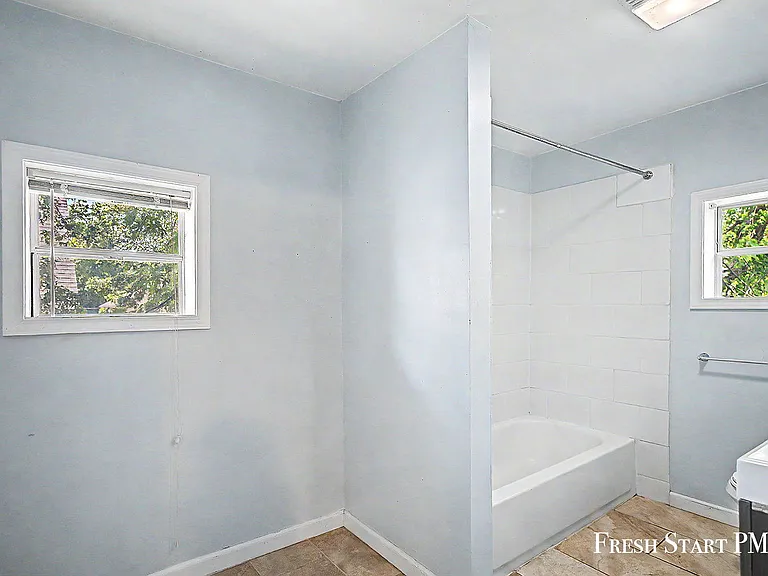 851 Park St SW #2 — Photo 22