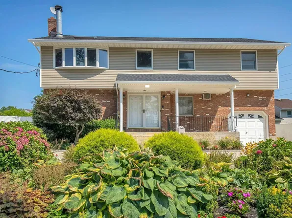 (undisclosed Address), Old Bethpage, NY 11804