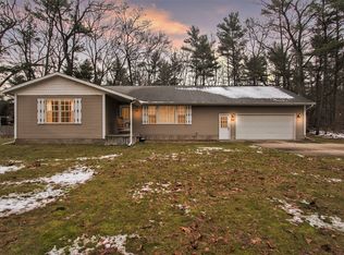 7514 Whitehall Rd, Whitehall, MI 49461