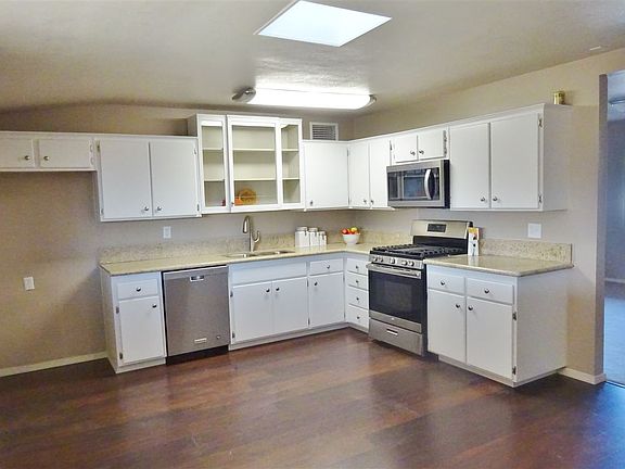 3rd image of 2270 S Mary Ave