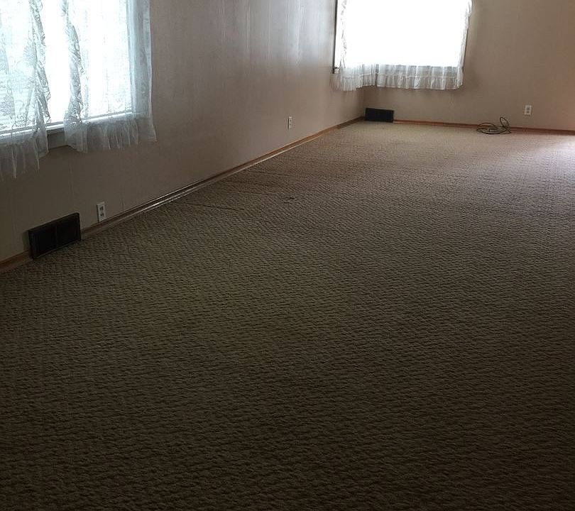 2nd image of 404 N A St