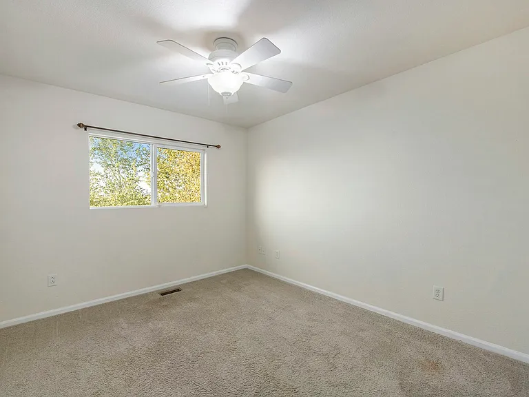 3950 Celtic Ln — Photo 17