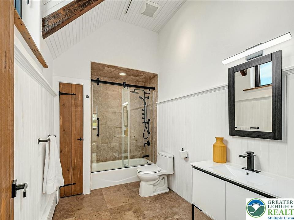 34th image of this home