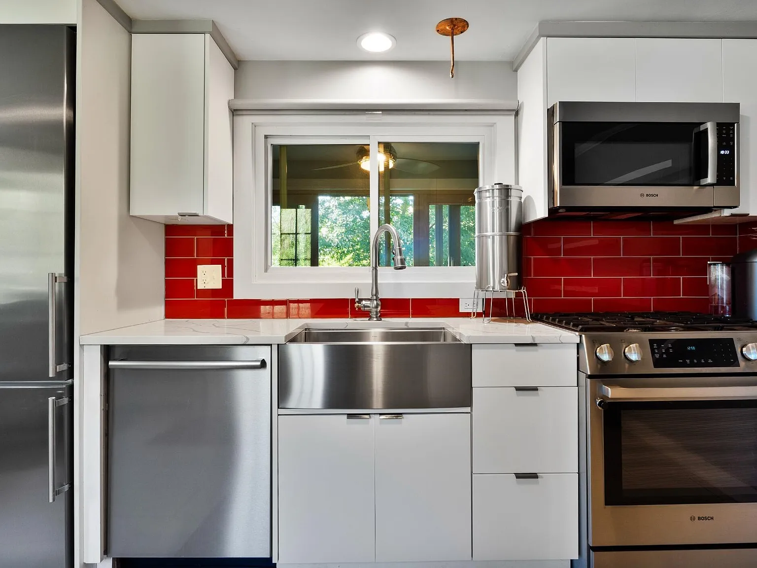 3 bed, 1472 sqft, $3,750 — Photo 3