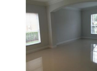 19165 Stonebrook St, Weston, FL 33332