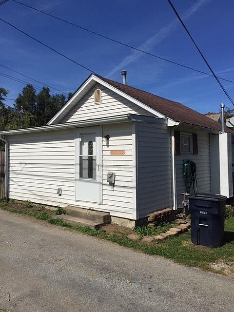 1st image of 234 1/2 Park St