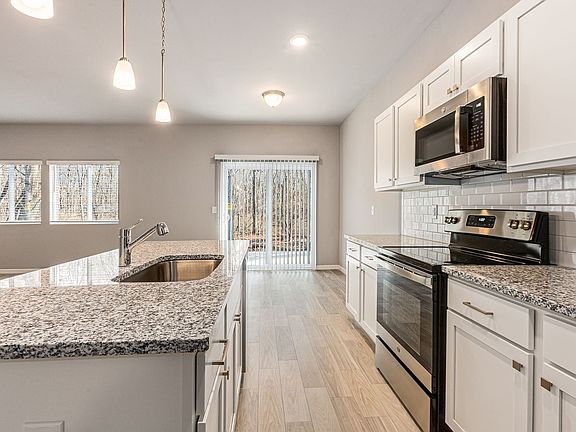 4th image of 3524 E Sedge Wren Dr SW