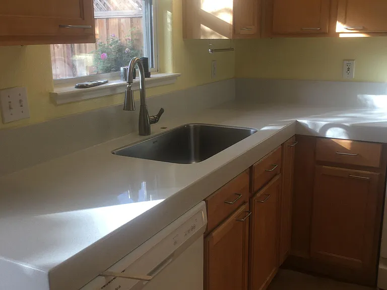 2821 Bay Village Ave — Photo 8