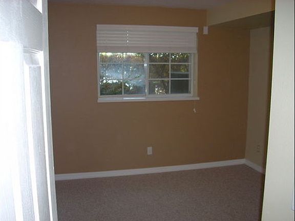5th image of 150-800 East St APT G3