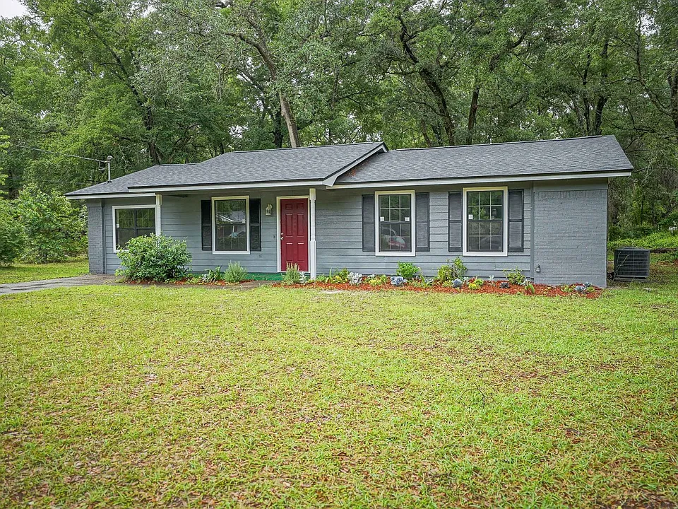8407 Lenova Ln