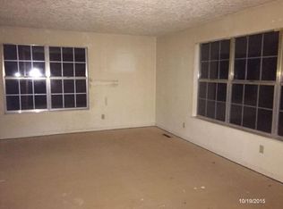 124 Walnut Ln, Rockwood, TN 37854