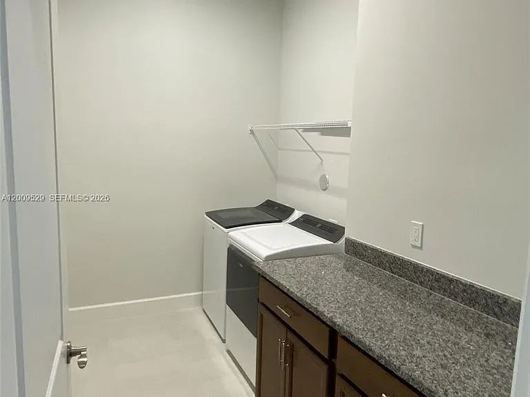 4624 Citrus Blossom Ct — Photo 17