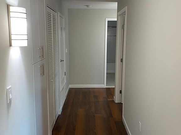 4th image of 1023 Doreen Pl APT A