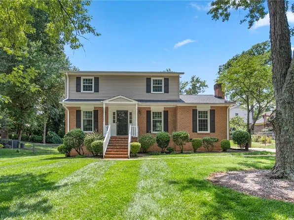 5305 Thorncliff Dr, Greensboro, NC 27410