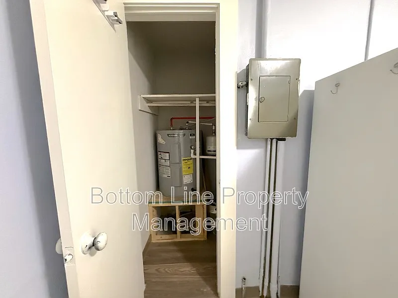 1 bed, 1.0 bath, 500 sqft, $895 — Photo 4