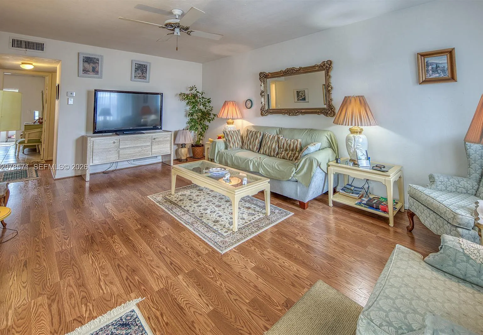 Parkview Villas Condo — Photo 2
