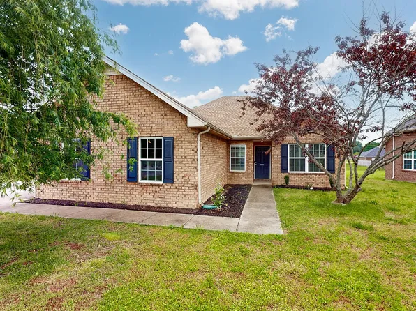 2677 Delong St, Christiana, TN 37037