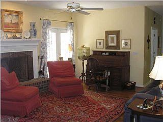 5th image of 7712 Drake Cir