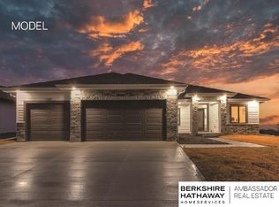 11509 S 114th Ave, Papillion, NE 68046