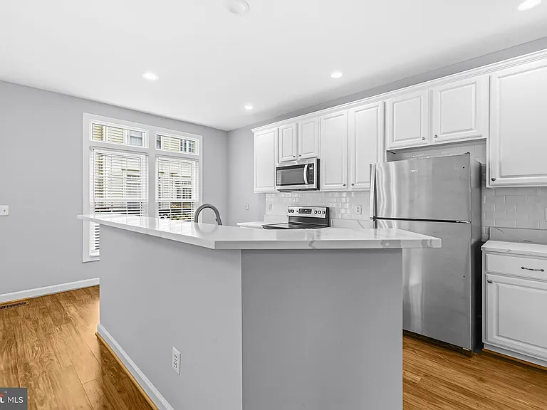 4323 Thomas Brigade Ln — Photo 4