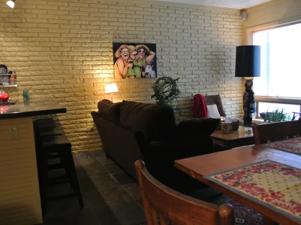 3220 Merritt St #5, Conway, MI 49722