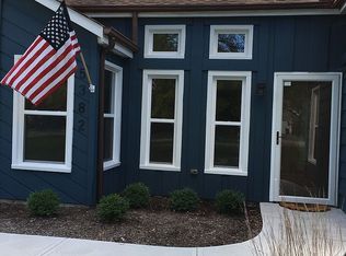 5382 Pin Oak Cir, Sheffield Village, OH