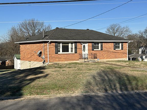4th image of 461 Annex Ave