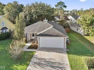 105 Gentle Knoll Dr W, Kingsland, GA 31548