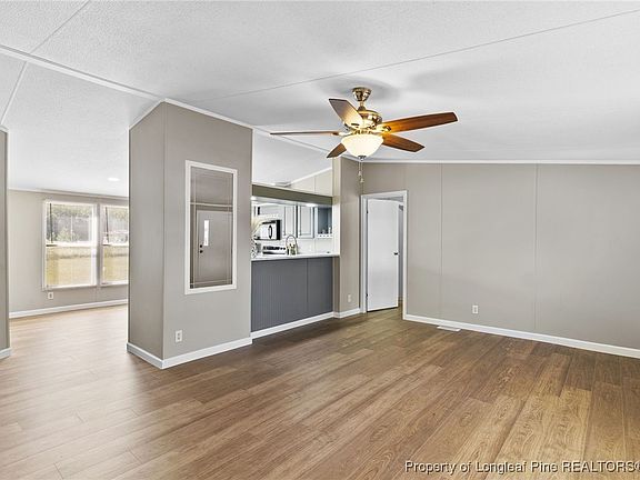 5th image of 1334 E Green Springs Rd