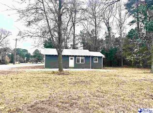 415 E Main St, Olanta, SC 29114