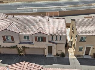 305 Paseo Gusto, Palm Desert, CA 92211