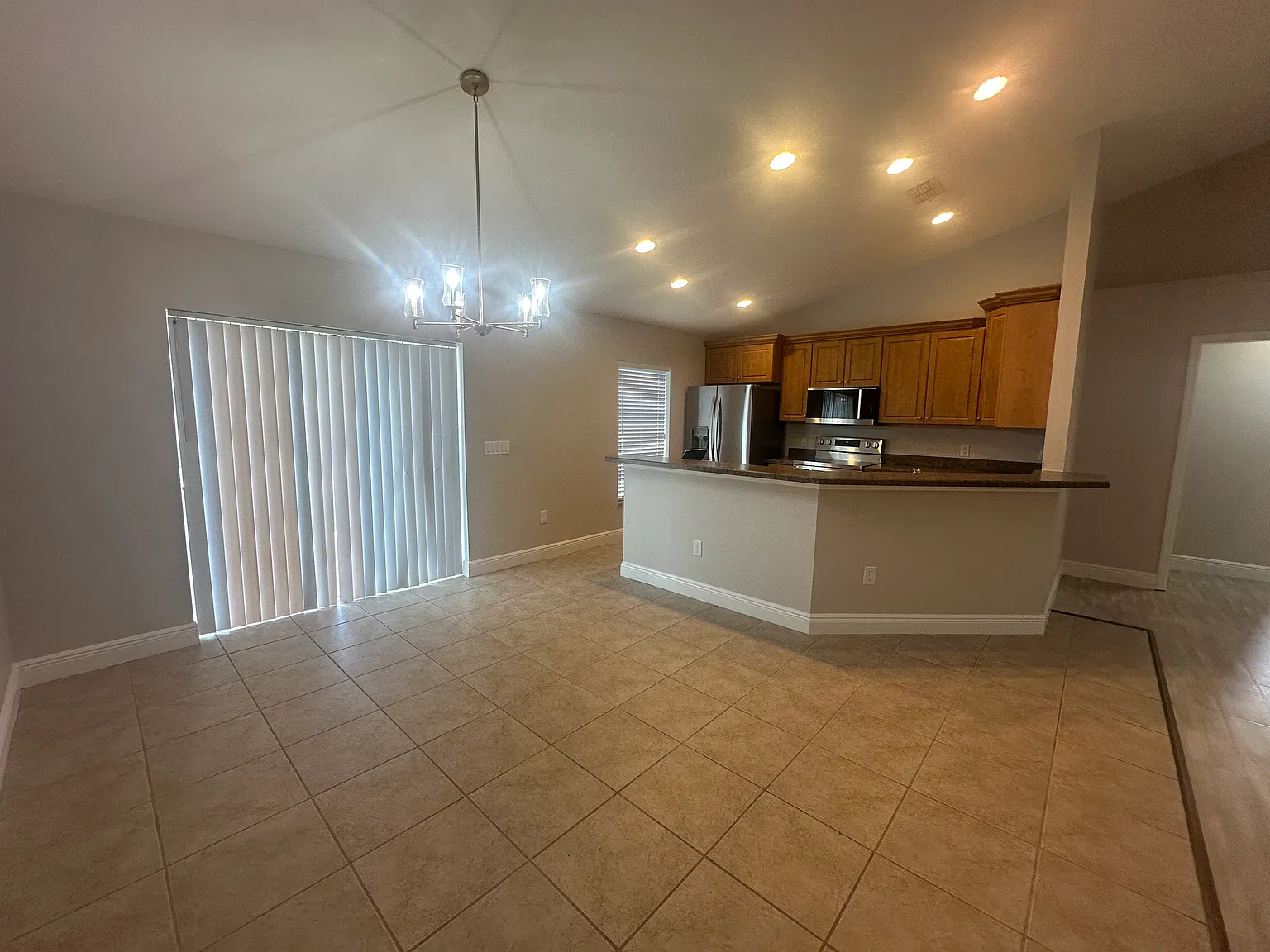 3 bed, 1493 sqft, $2,000 — Photo 4
